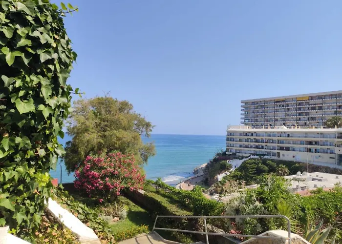 Apartamentos La Roca Rentals