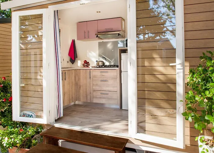 Hotel sulla spiaggia: Camping Baciccia