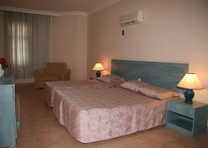 Elysee Garden Family Hotel