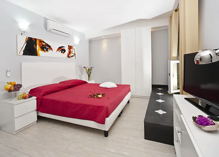 Resort: Hotel Paradiso