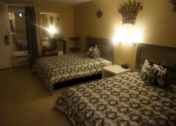 Motel: The M Hotel I-Drive Near Universal Orlando