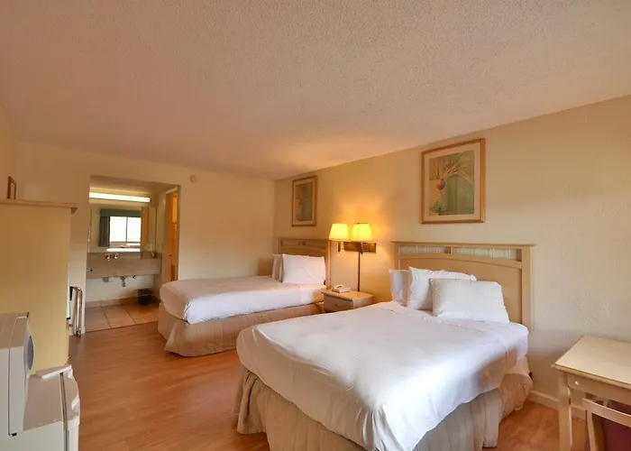 Motel: Country Hearth Inn- Kissimmee