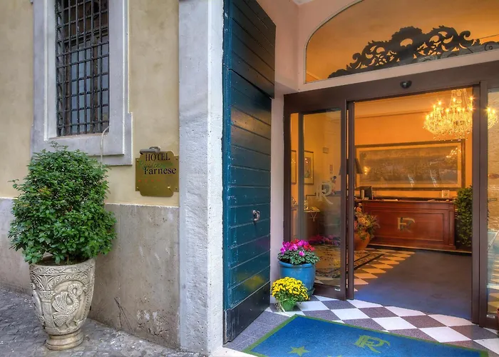 Hotel con tenis: Hotel Residenza In Farnese