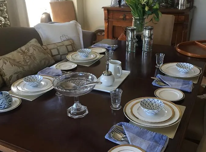 Lulu'S Bed & Breakfast