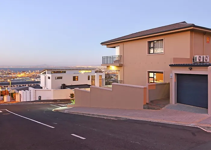 Apartment: Star Apartments