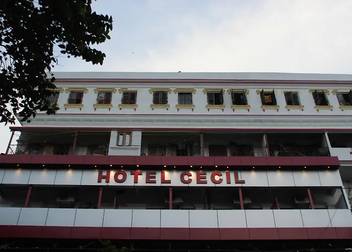 Сity center hotels Cecil