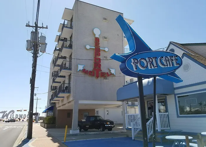 Motel: Newport Beach Resort