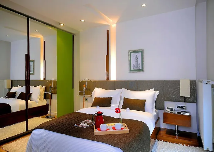 Apart hotel: Aura Suites
