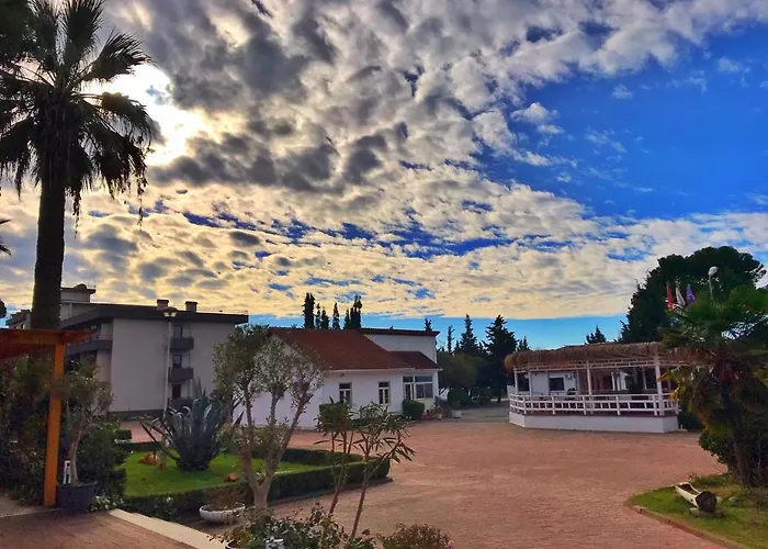 Tropikal Bungalows