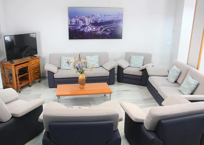 Hotel cerca del colegio: Balcón del Romeral