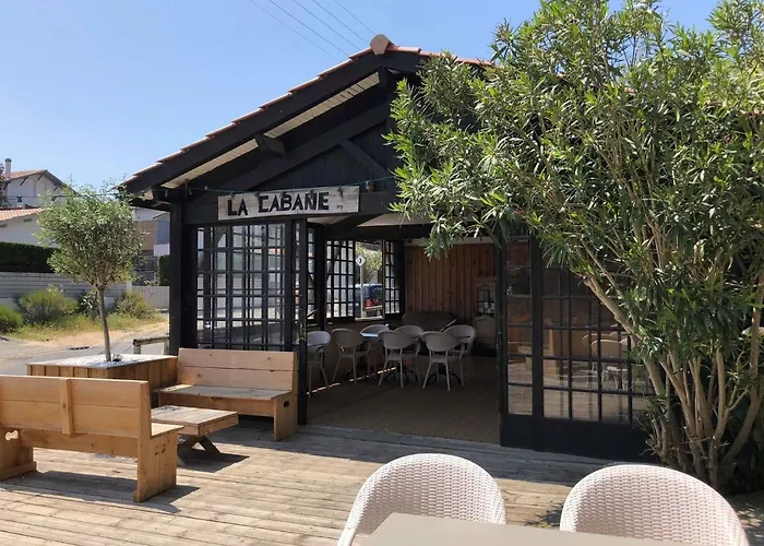 Le Pavillon Bleu