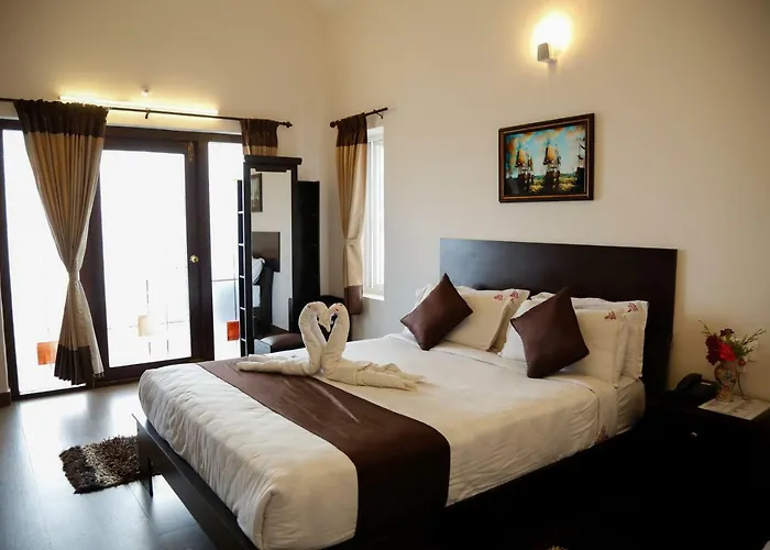 Family Friendly Hotels Paradise Perfect - Non Smoking Non Alcoholic No Unmarried Couples