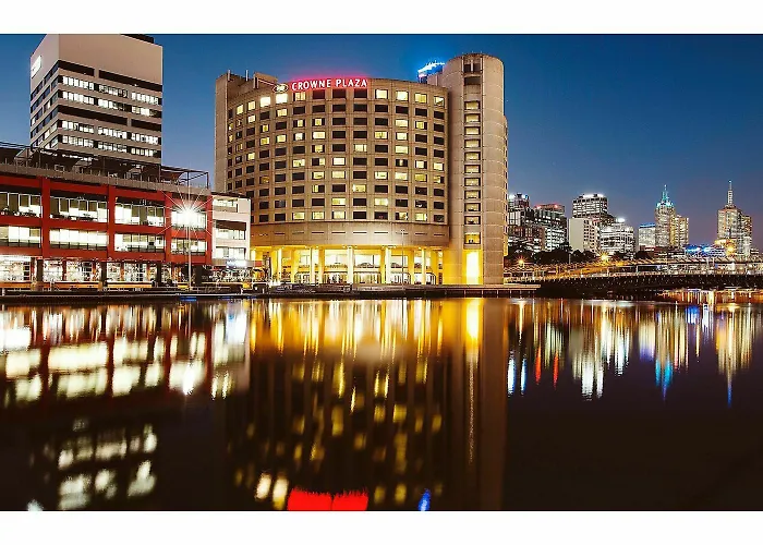Resort: Crowne Plaza Melbourne By Ihg