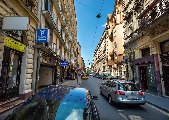 Lie On Me Lazy Simon