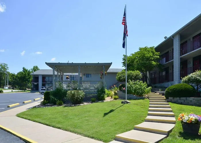 Motel: Ramada By Wyndham Branson