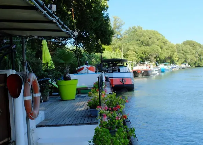 Péniche Le Hasard