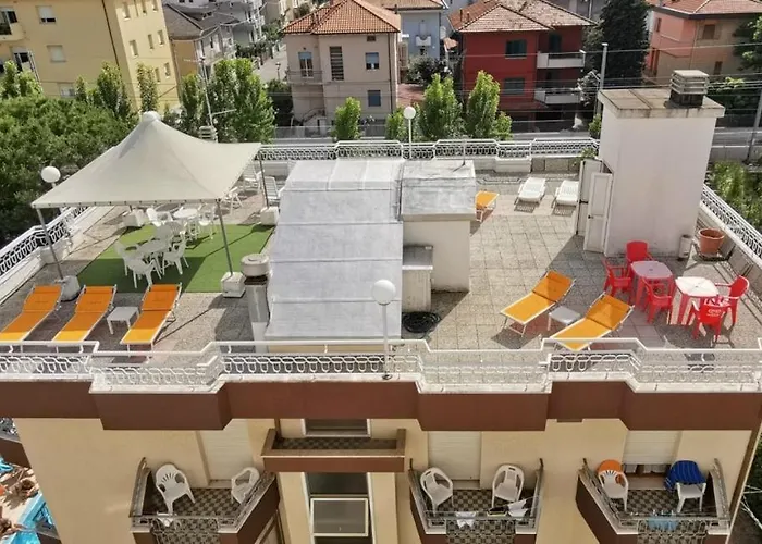 Hotel mit Pool: Hotel Cosmos