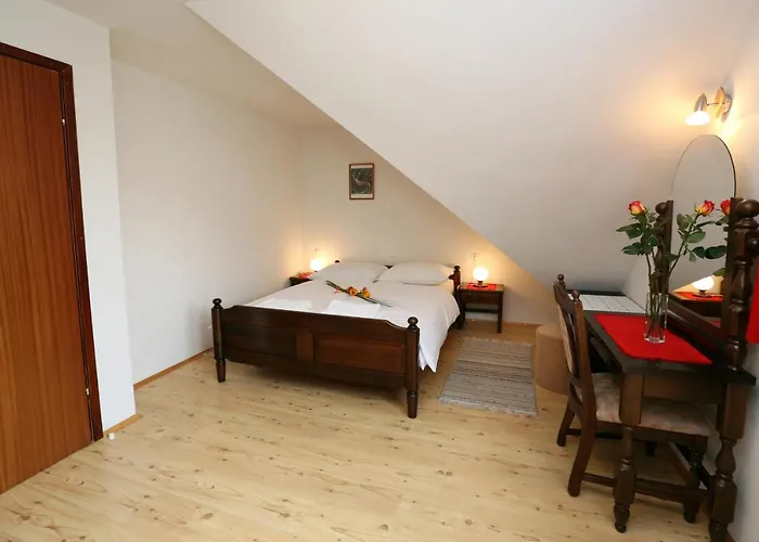 Bed & Breakfast Hisa Resje