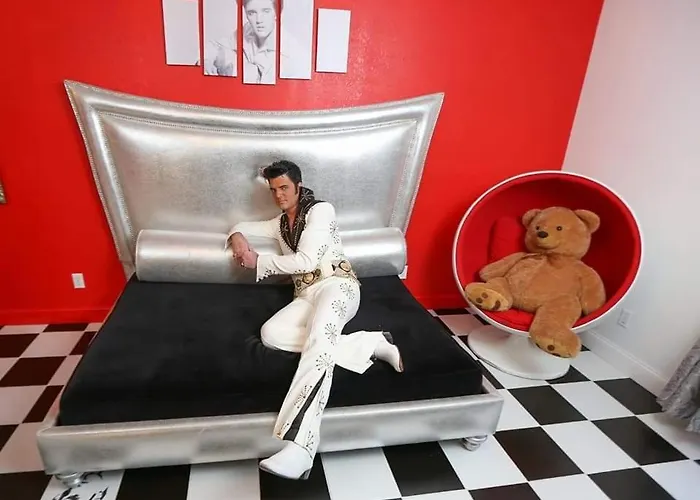 Branson King Resort & Suites